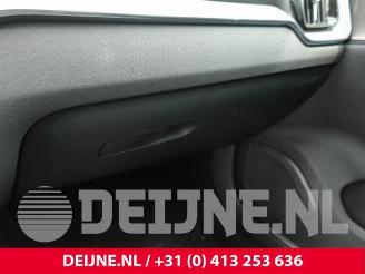 Volvo V-60 V60 II (ZW), Combi, 2018 2.0 T6 16V Plug-in Hybrid AWD picture 30