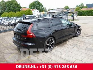 Volvo V-60 V60 II (ZW), Combi, 2018 2.0 T6 16V Plug-in Hybrid AWD picture 7