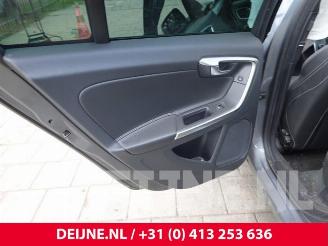 Volvo V-60 V60 I (FW/GW), Combi, 2010 / 2018 1.5 T2 16V Autom. picture 33