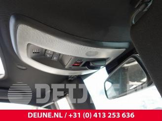 Volvo V-60 V60 I (FW/GW), Combi, 2010 / 2018 2.4 D6 20V Plug-in Hybrid AWD picture 33