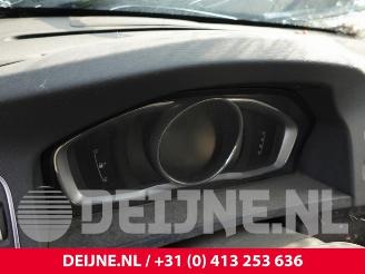 Volvo V-60 V60 I (FW/GW), Combi, 2010 / 2018 2.4 D6 20V Plug-in Hybrid AWD picture 22