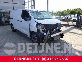 Vrakbiler auto Peugeot Expert Expert (V1/VA/VB/VE/VF/VT/VY), Van, 2016 e-Expert 2025/11