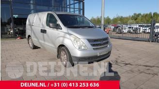  Hyundai H-300 H-300, Van, 2008 2.5 CRDi 2008/1