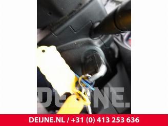 Peugeot Expert Expert (V1/VA/VB/VE/VF/VT/VY), Van, 2016 2.0 Blue HDi 120 16V picture 29