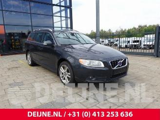 rozbiórka samochody osobowe Volvo V-70 V70 (BW), Combi, 2007 / 2016 2.4 D5 20V 205 2010/12