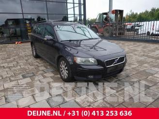škoda osobní automobily Volvo V-50 V50 (MW), Combi, 2003 / 2012 2.4 20V 2004/7