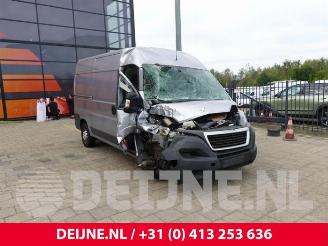 Coche siniestrado Peugeot Boxer Boxer (U9), Van, 2006 2.2 Blue HDi 140 2020