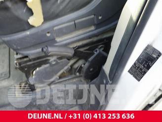 Peugeot Boxer Boxer (U9), Van, 2006 2.2 HDi 150 picture 23