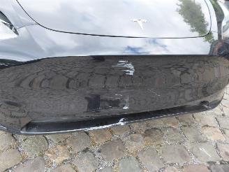 Tesla Model Y  picture 3