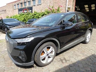 Coche accidentado Audi Q4 35 e-tron 2023/1