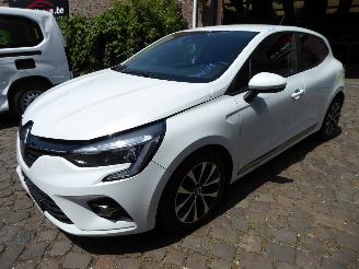 Auto incidentate Renault Clio Business Edition E Tech Hybrid 2021/1
