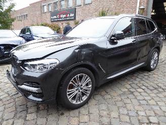 Schadeauto BMW X3 20 d Luxury Line 2021/7