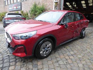 Vaurioauto  passenger cars BMW iX2 30 xDrive 2024/10