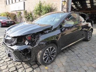 Coche accidentado Renault Clio Techno 2024/4
