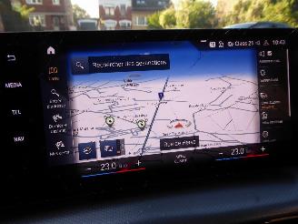 BMW 2-serie Active Tourer 225 e xDrive M Sport picture 24