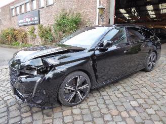 Damaged car Peugeot 308 SW Hybrid GT 2024/2