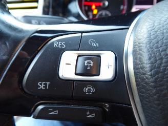 Volkswagen Golf Trendline picture 16