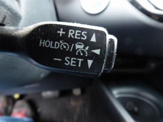 Toyota CH-R Hybrid picture 16