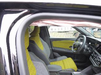 Renault 5 5 E-Tech Electric 150 Comfort Range Iconic Five picture 6