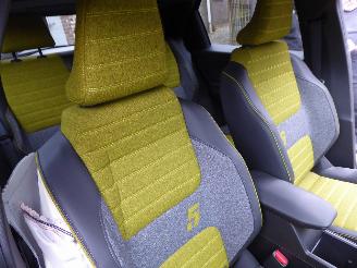 Renault 5 5 E-Tech Electric 150 Comfort Range Iconic Five picture 30