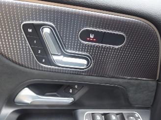 Mercedes EQB 300 4Matic AMG Line picture 19