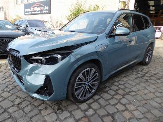 krockskadad bil auto BMW X1 xDrive30e M Sport 2024/3