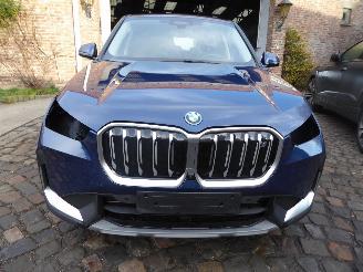 BMW iX1 30 xDrive picture 4