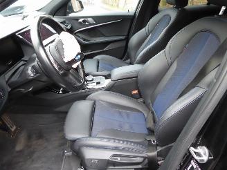 BMW 1-serie 116 d M Sport picture 11