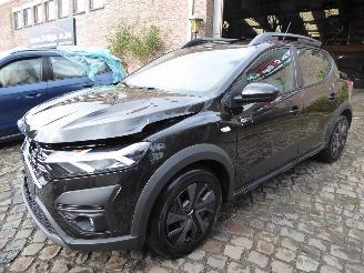 Damaged car Dacia Sandero III Stepway Expression 2024/12