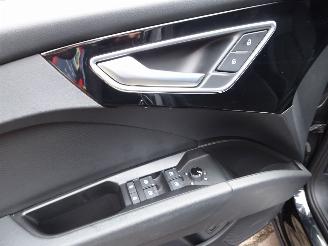 Audi Q4 e-tron Sportback 35 e-tron S Line picture 10