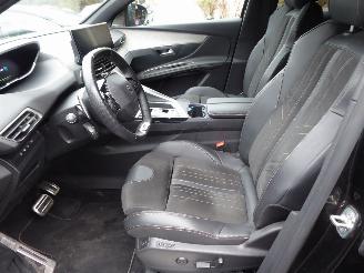 Peugeot 3008 Hybrid4 300 GT picture 12