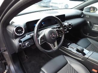 Mercedes A-klasse 250 e picture 11