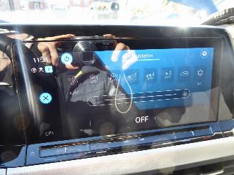 Volkswagen Golf  picture 22