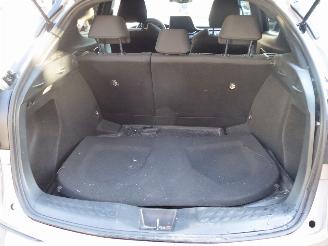 Toyota CH-R Hybrid picture 12