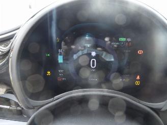 Fiat 500E La Prima picture 13