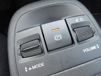 Fiat 500E La Prima picture 17