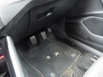 Volkswagen Polo Life picture 16