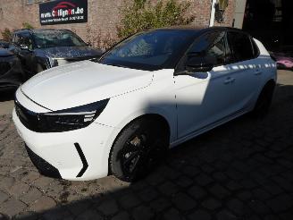 Schadeauto Opel Corsa GS Line 2024/2