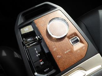 BMW iX 40 xDrive Sport picture 28