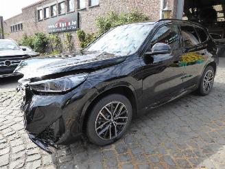damaged passenger cars BMW iX1 20 eDrive M Sport 2025/12
