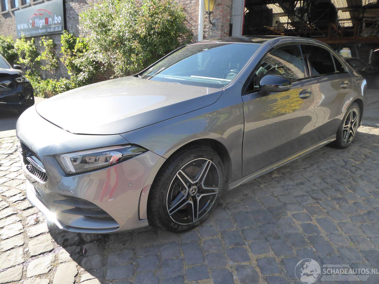 Mercedes A-klasse 250e A Limousine AMG Line