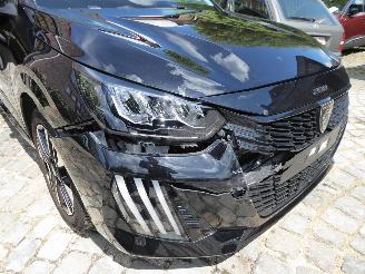Peugeot 208 Allure picture 4