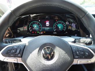 Volkswagen Golf Life picture 13