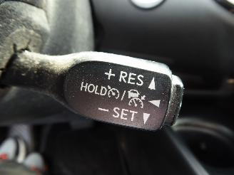 Toyota CH-R Hybrid Business plus picture 17