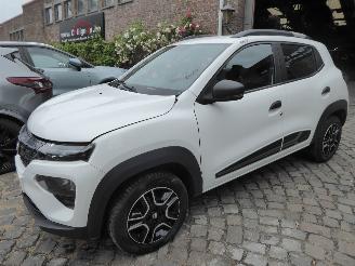 krockskadad bil auto Dacia Spring Business 2022/10