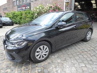 Schadeauto Volkswagen Polo Life 2022/2