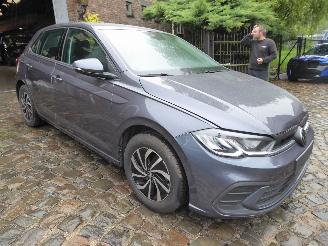 Volkswagen Polo VI Life picture 5