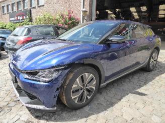 Damaged car Kia EV6 Air 2023/4
