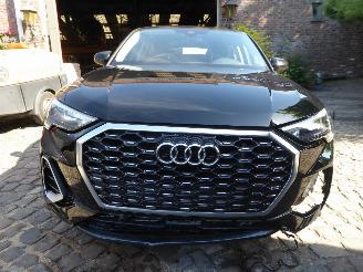 Audi Q3 Sportback 45 TFSI e S line picture 5