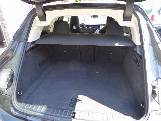 BMW iX 40 xDrive picture 11